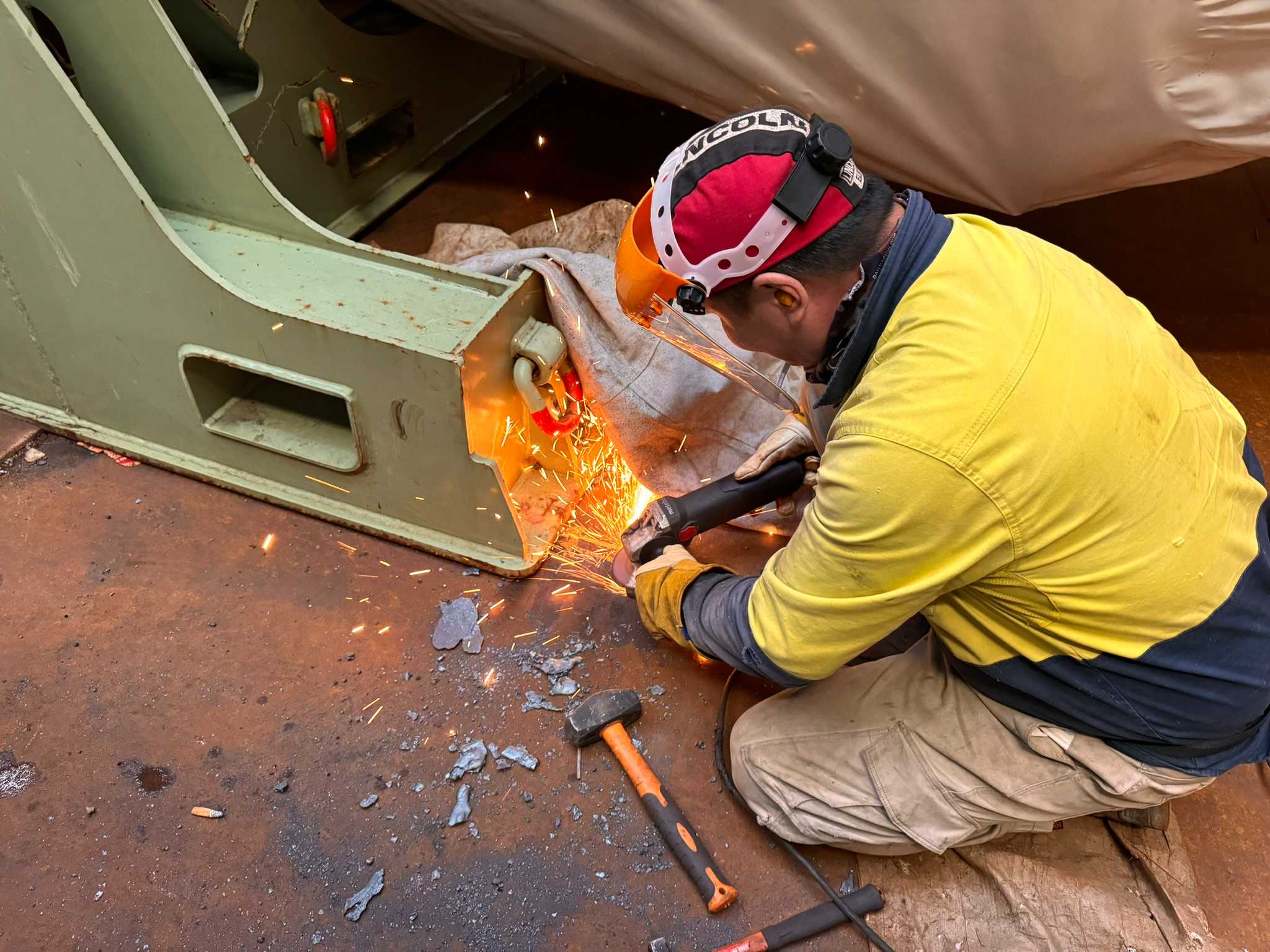 Project Cargo Securing Stoppers Removal And Installation