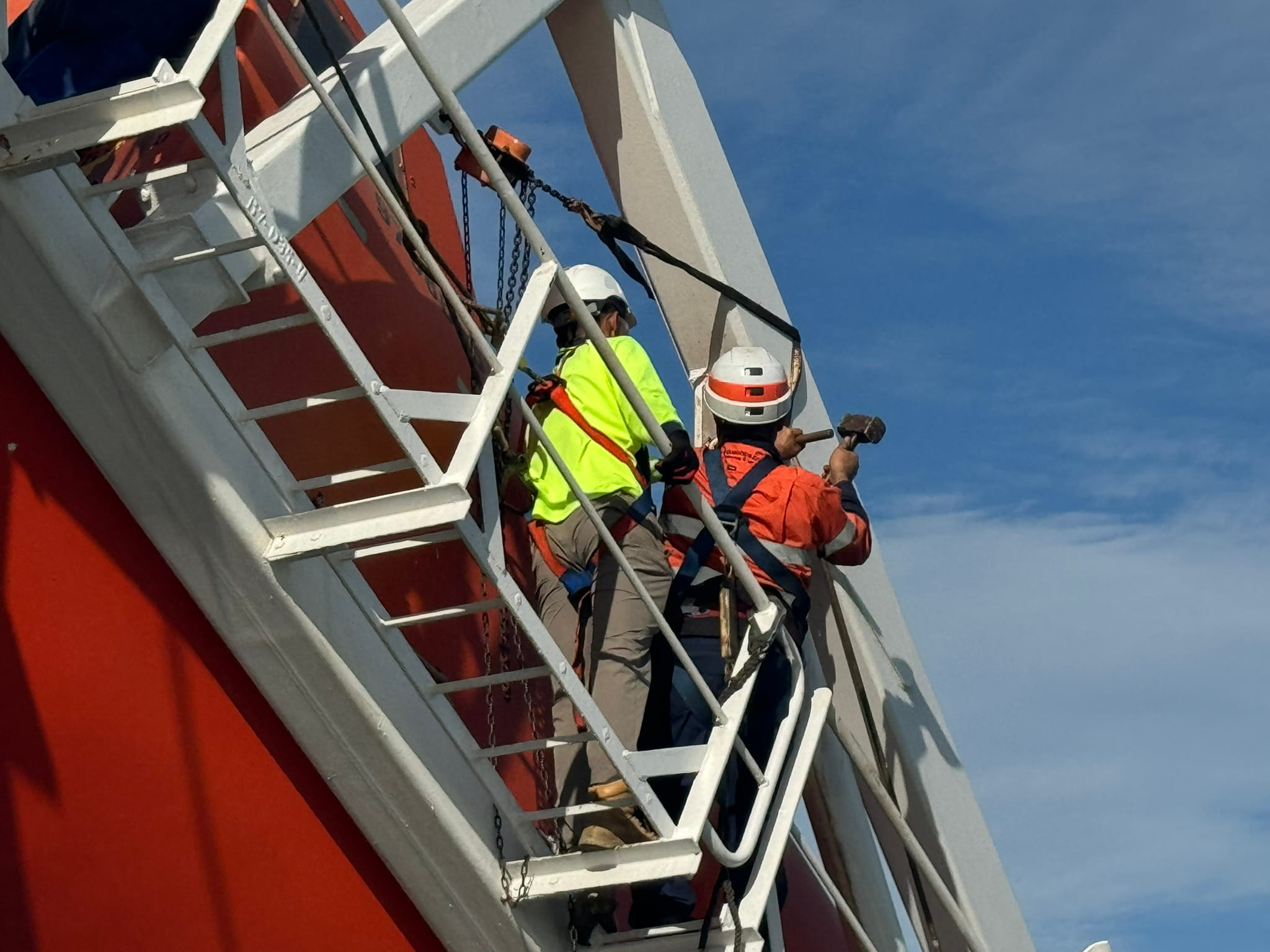 Lifeboat Davit Ram Seal Renewal at Port Botany